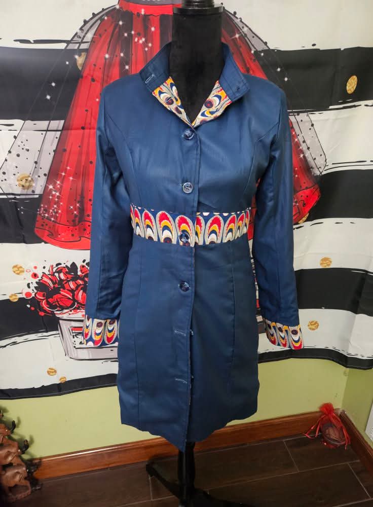 Navy jacket with embroidered detail. Size Small