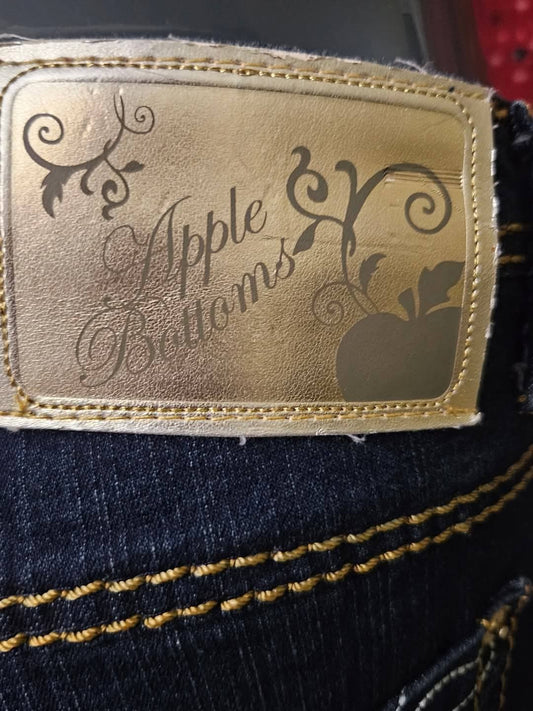 NWOT Apple Bottoms Jean
Size 14 with 32in inseam