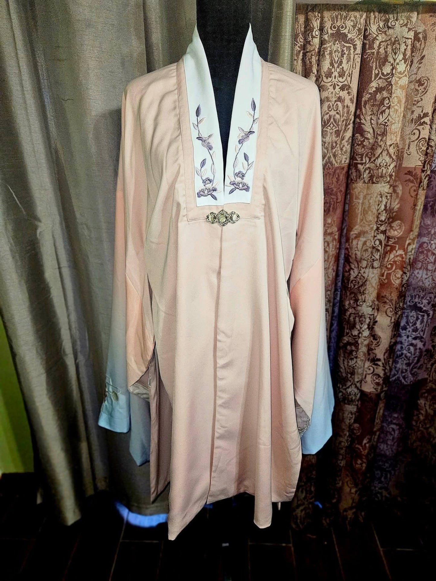 Pink Asian Kimono, Missing Pearl on Buckle, Size M/L