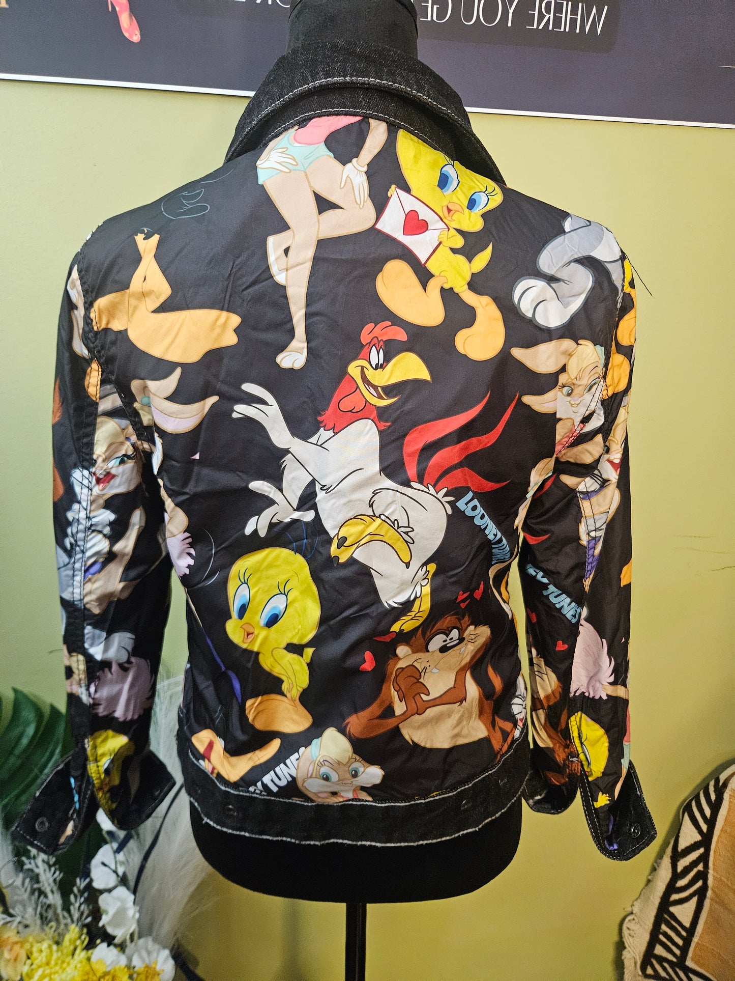 Members Only Looney Tunes Reversible Denim Jacket Size Small