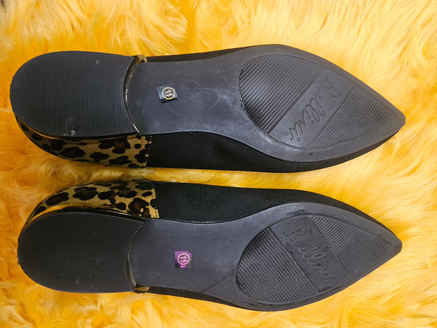 NWOT Bellini's Suede Shoes Size 11