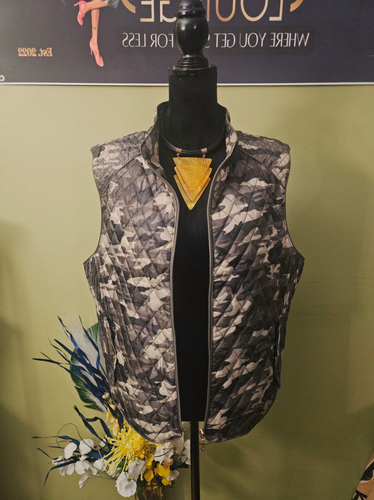 Ashley Stewart Camo Vest Size 18/20