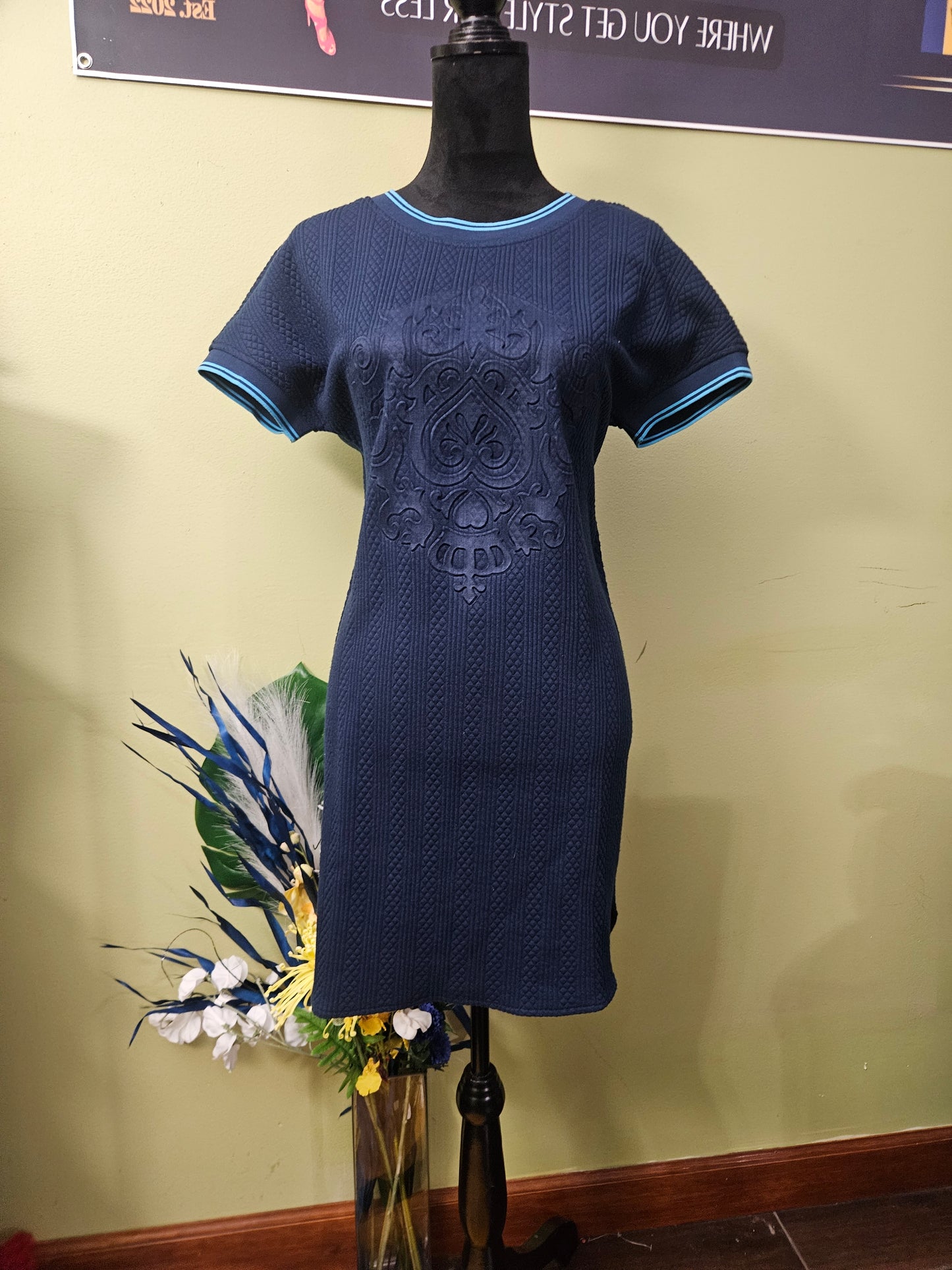 NWT Plains & Prints Navy Dress Size Medium