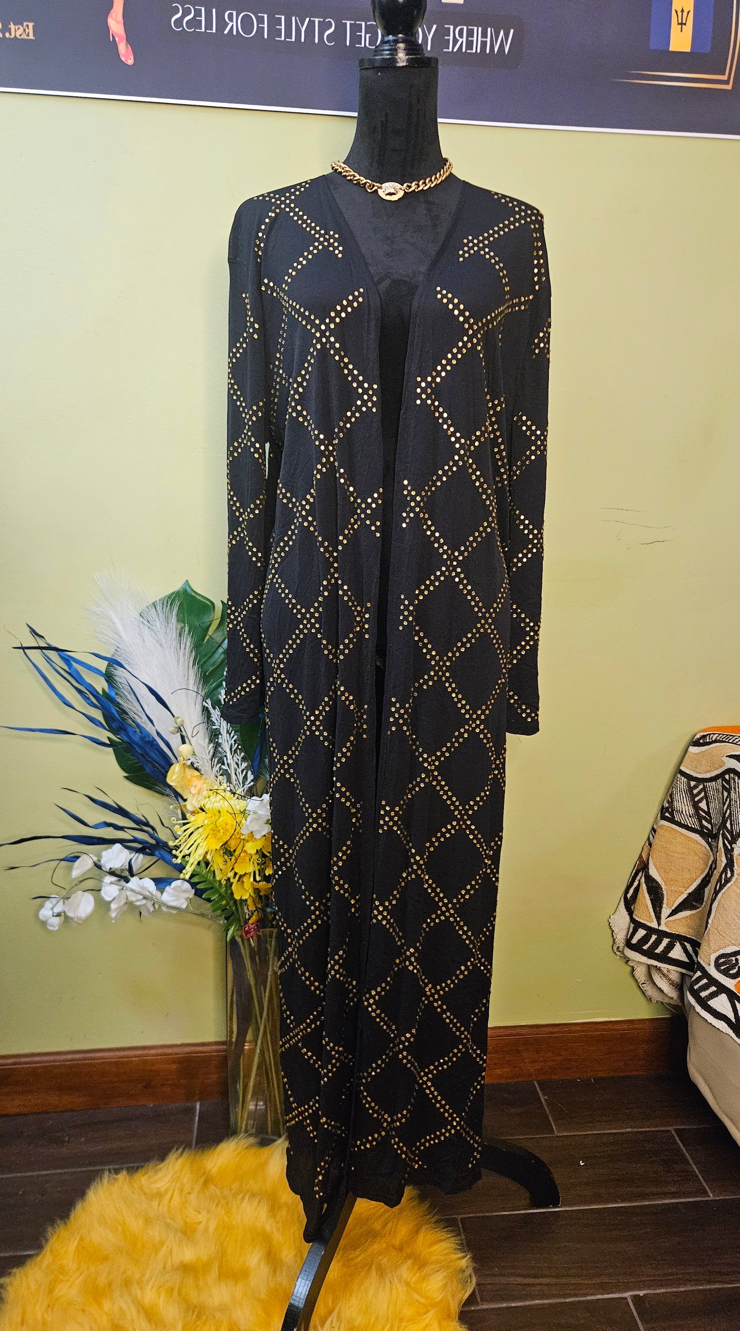 Windsor Black and Gold Duster Size 2X