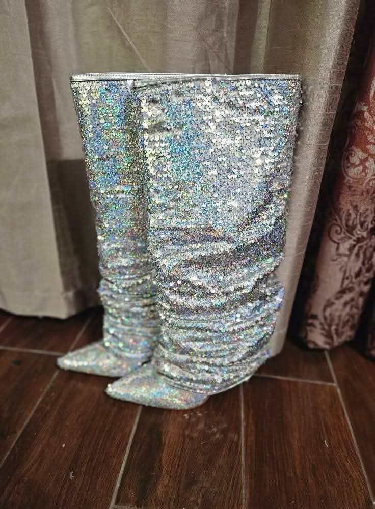 NWT Azalea Wang Sequin Boots Size 8.5