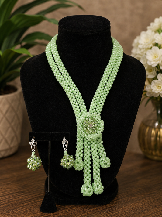 Liberia - Lime Green Necklace Set