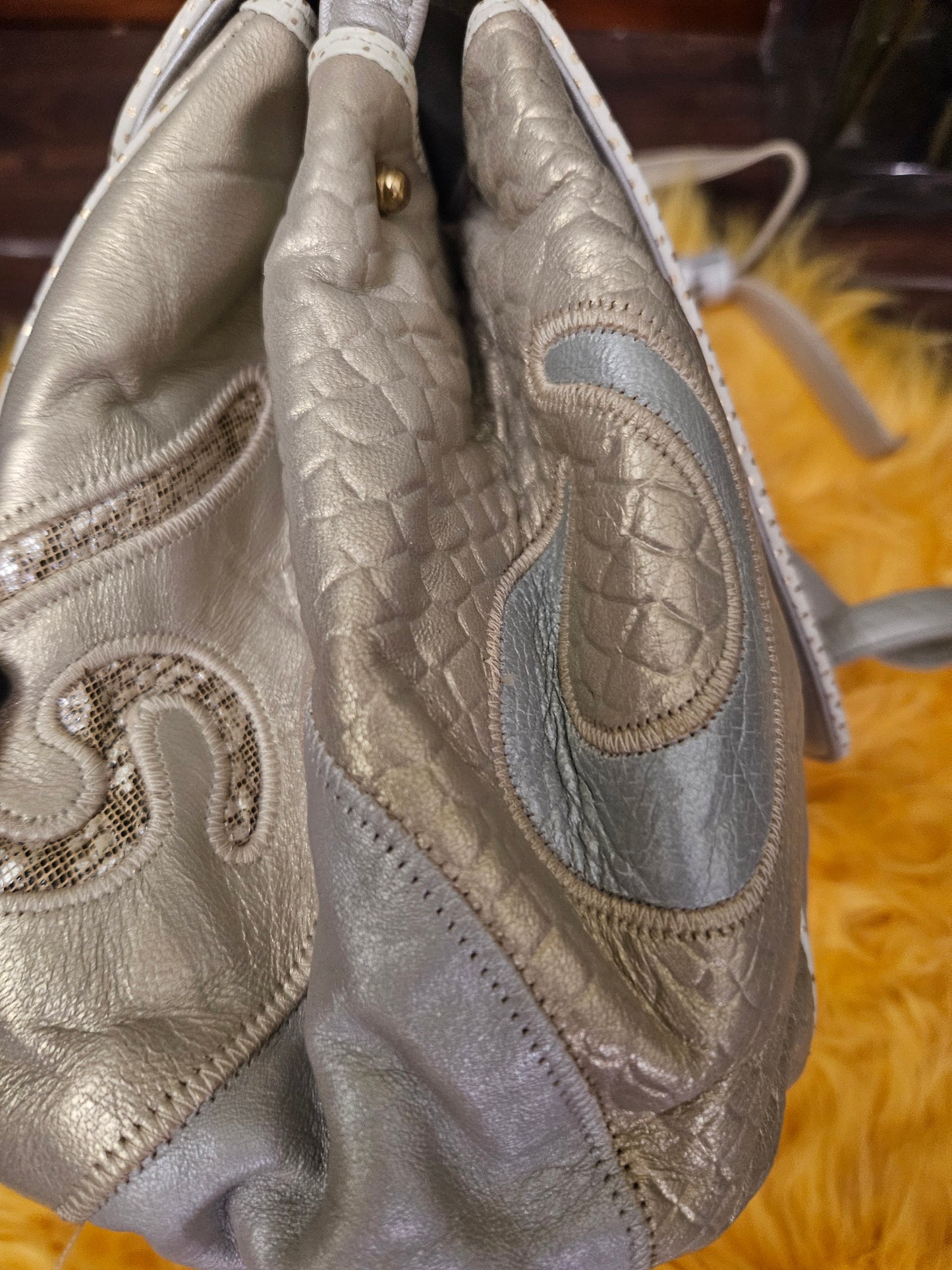Sharif Beige and Cream Vintage Bag